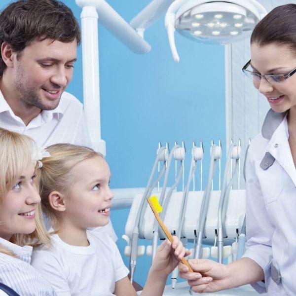 Bamkiki_Sustainable_Eco_Friendly_zero waste oral care bamboo toothbrush dentist reccommend to replace toothbrush